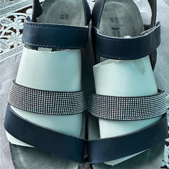 NAOT KRISTA  SIZE  41 / 9.5 - 10  New/No Box - Picture 6 of 6